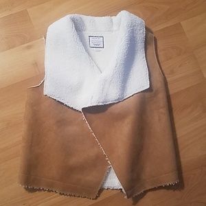 NWOT Gymboree faux fur sherpa vest